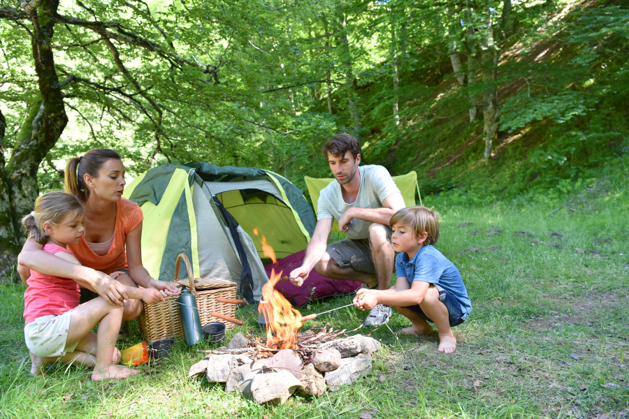 famille en camping en Bretagne